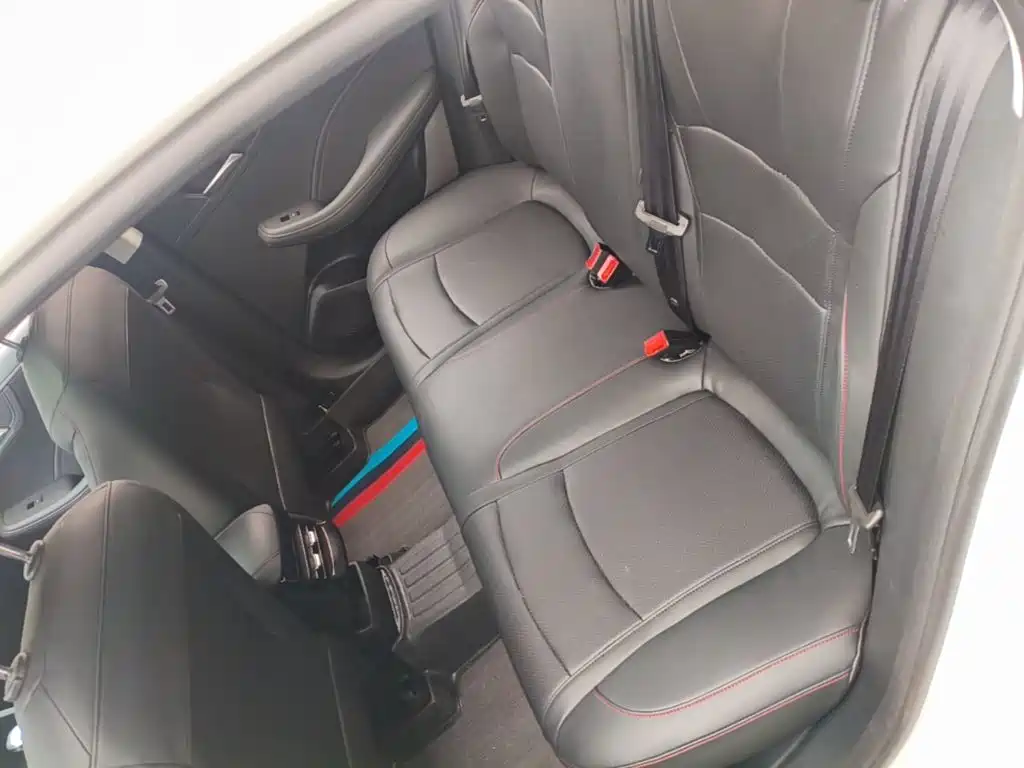 Photo 17 - Roewe i5