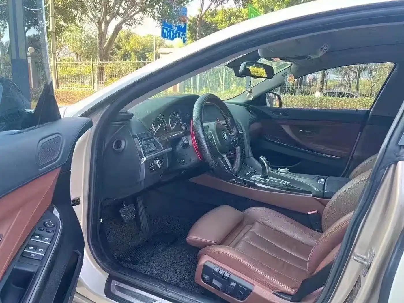 BMW 6 Series 2013 Facelift 640i Gran Coupe фото 6