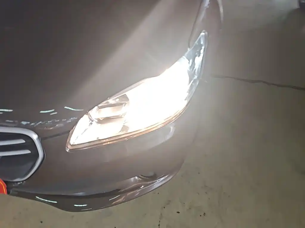 Peugeot 301 2015 2014 1.6L Automatic Comfort Edition