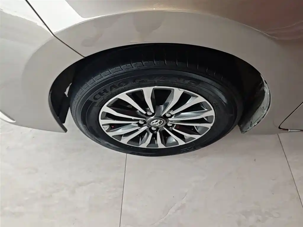 Toyota Corolla 2017 Facelift 1.2T S-CVT GL-i фото 23