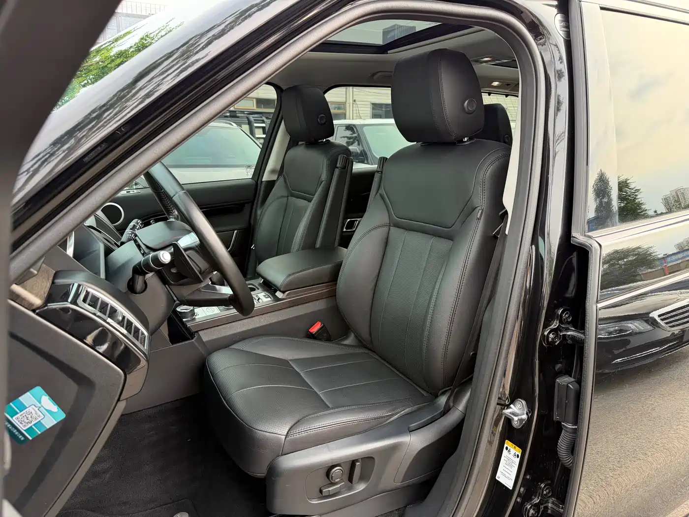 Land Rover Discovery 2019 3.0 SC V6 SE фото 9