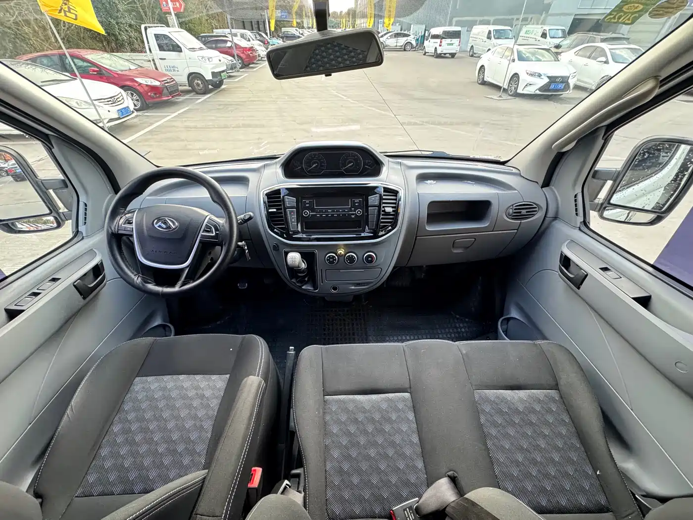 SAIC MAXUS XINTU V80