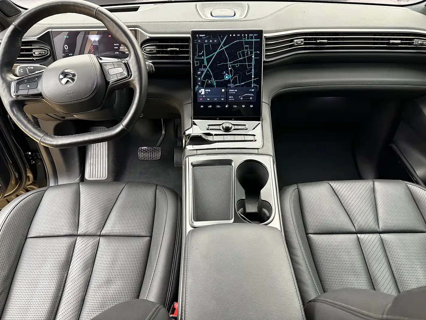NIO ES8 2021 2020 415KM 6-Seater