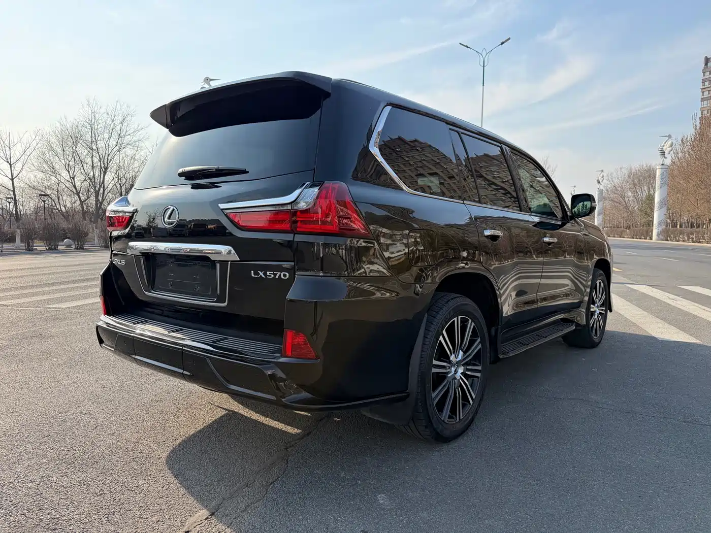 Lexus LX 2019 570 Prestige Luxury Edition фото 6