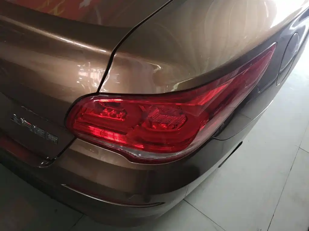 Chevrolet Cavalier 2016 1.5L Manual Delight Edition фото 7