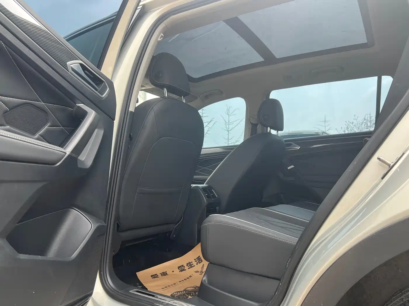 Volkswagen Tiguan L 2022 330TSI Auto 2WD R-Line Premium Edition фото 5