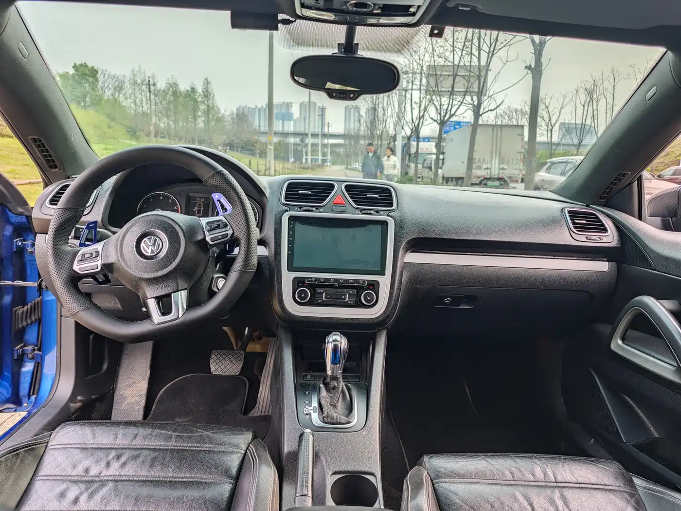 Volkswagen Scirocco 2010 2.0TSI Sport Edition фото 4