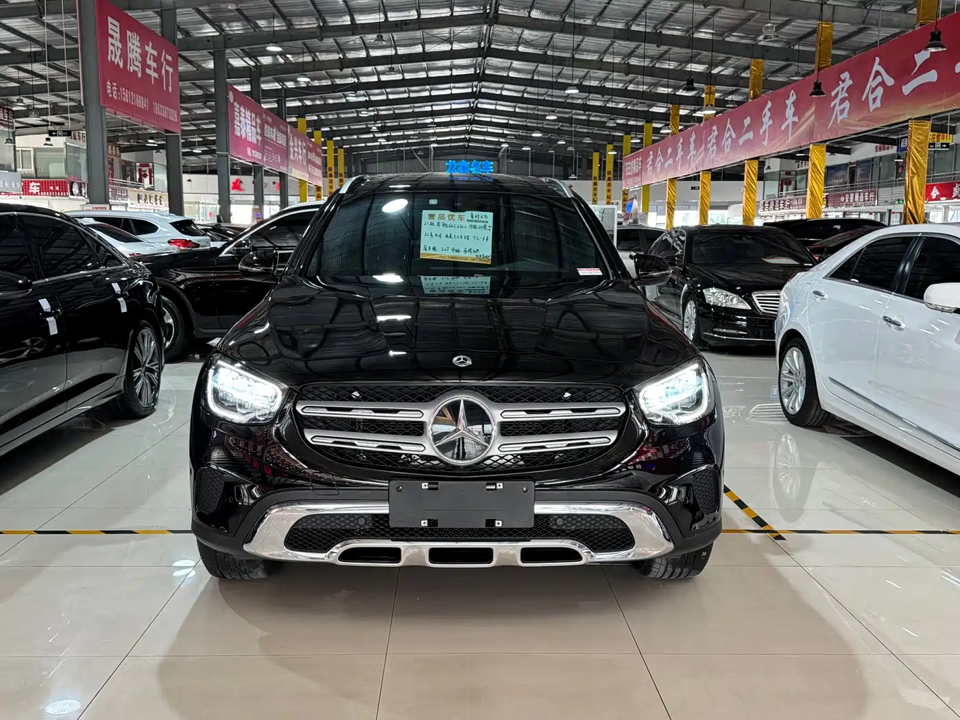 MERCEDES-BENZ GLC