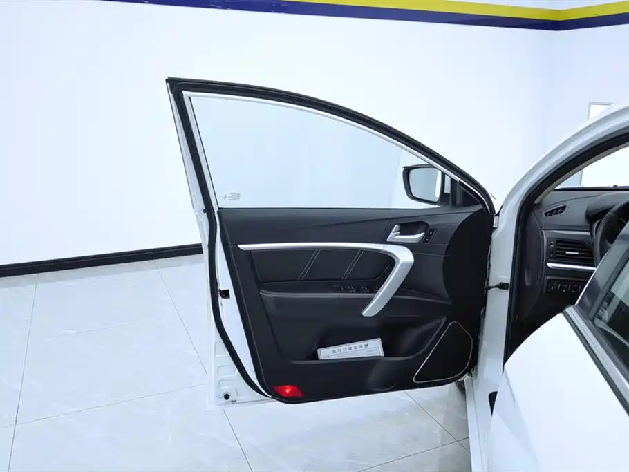 GEELY AUTOMOBILE EMGRAND