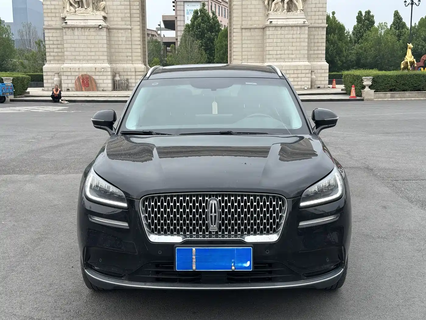 LINCOLN ADVENTURER