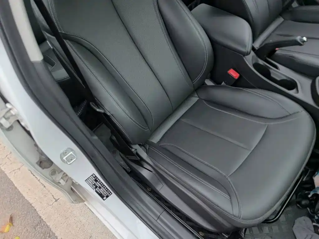 Фото 25 - Buick Excelle