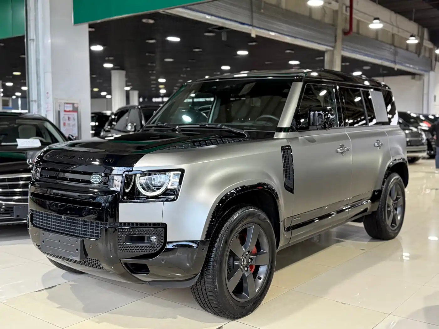 Land Rover Defender 2025 110 3.0T P400 X