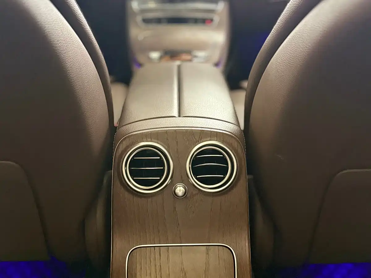 Mercedes-Benz E-Class 2022 E 300 L Luxury фото 16