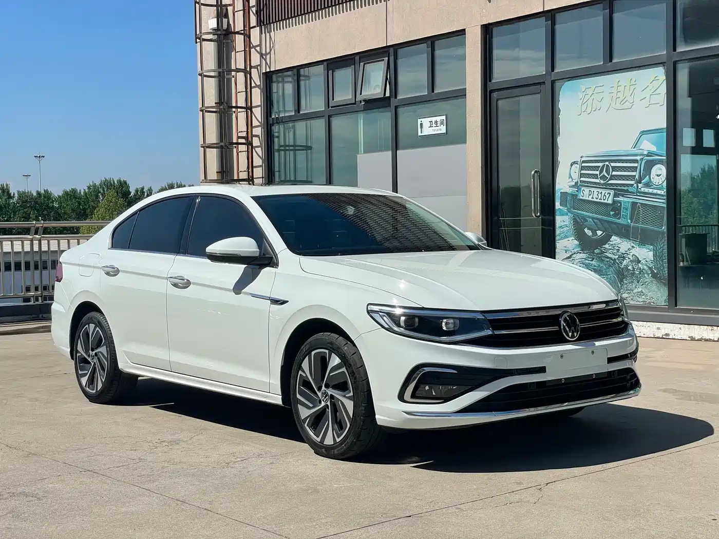 Volkswagen Bora 2023 280TSI DSG Prestige Edition фото 3