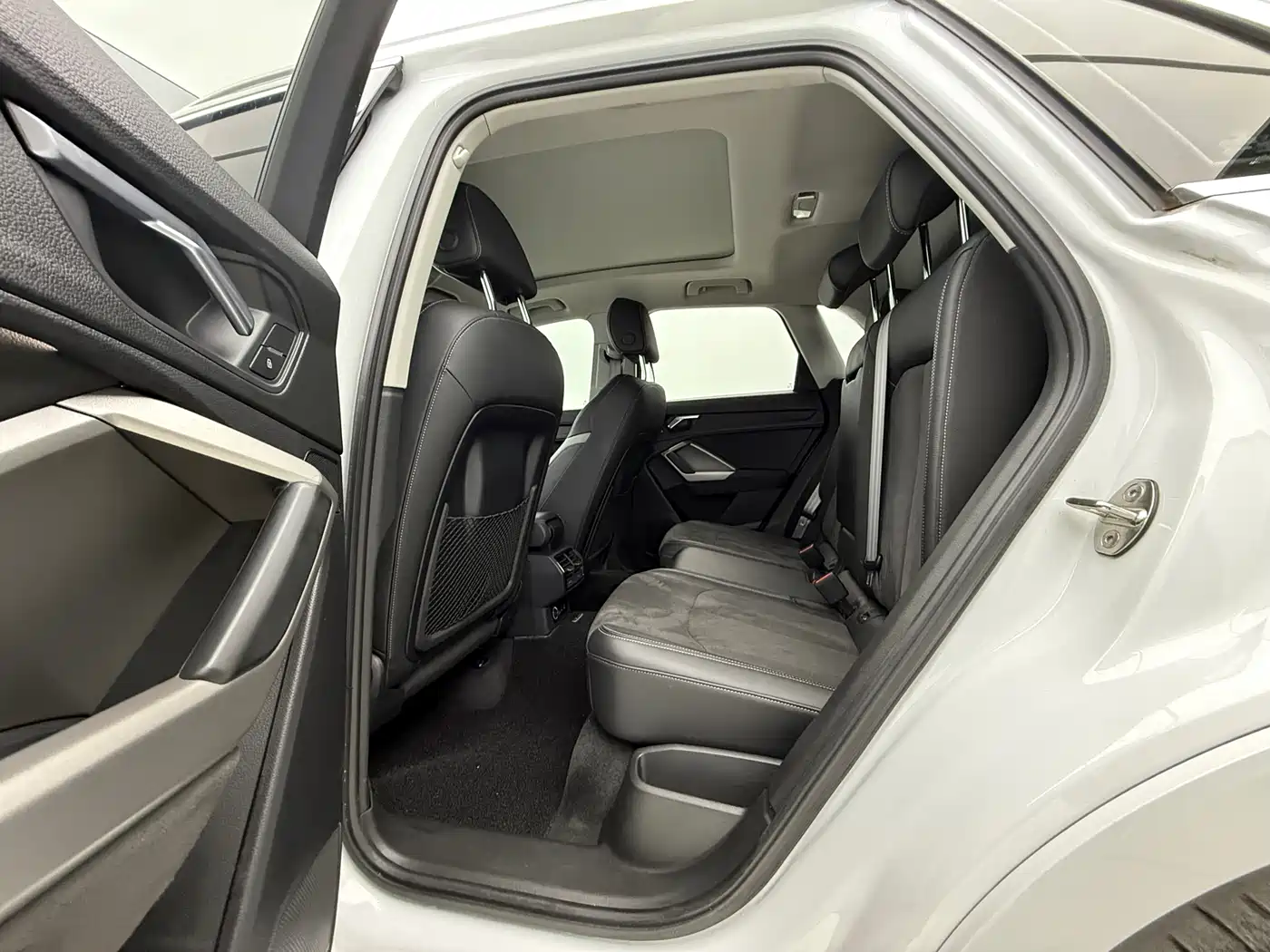 Audi Q3 2022 35 TFSI Fashion Dynamic фото 15