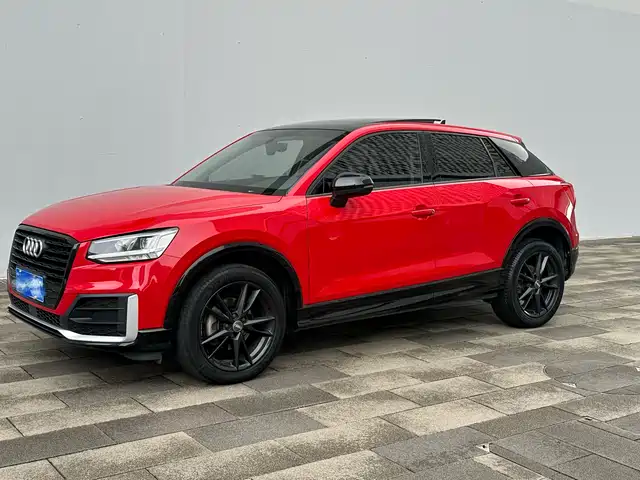 audi q2l
