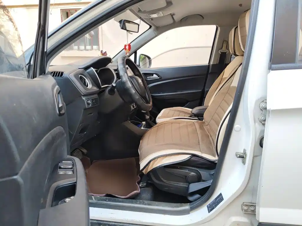 Zhonghua V3 2017 2016 1.5L Automatic Comfort