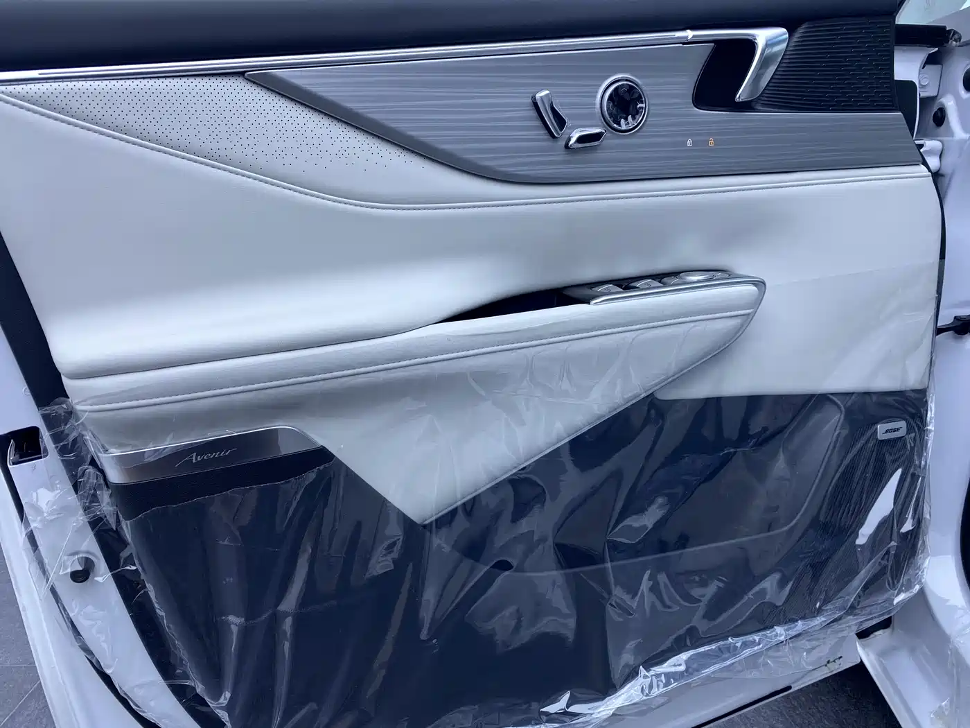 BUICK GL8 NEW ENERGY