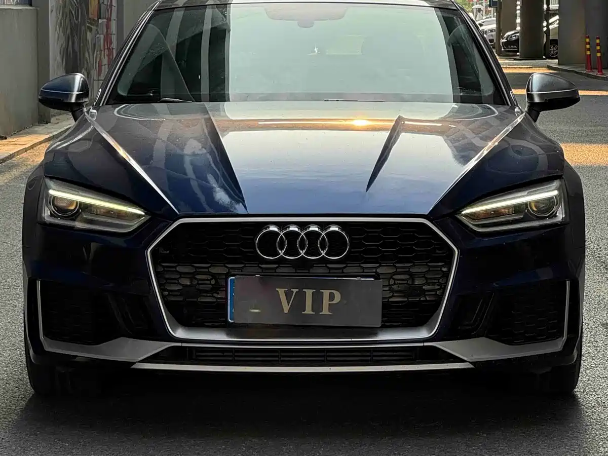 Фото 2 - Audi A5 (Import)