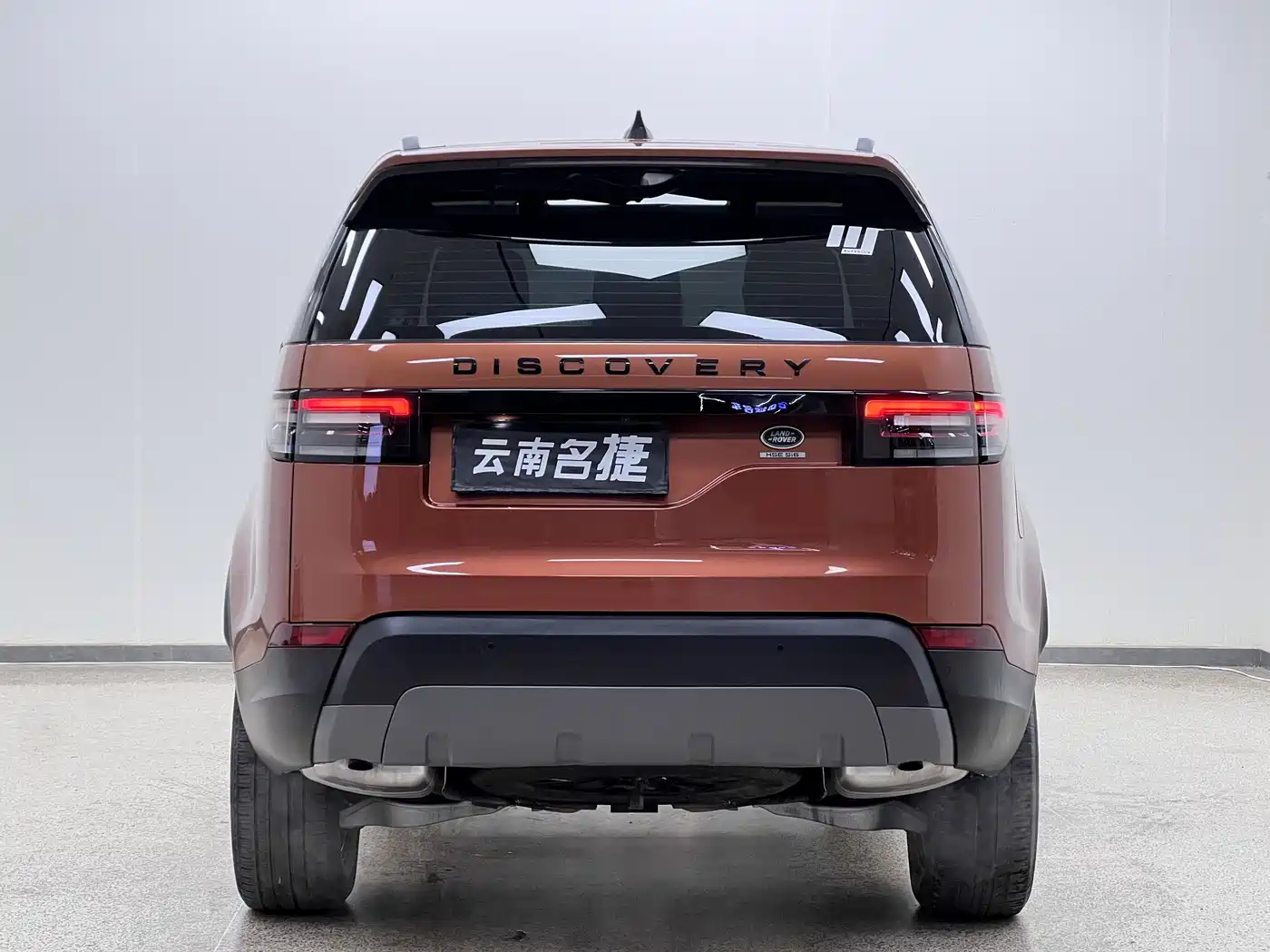 Land Rover Discovery 2017 3.0 SC V6 SE фото 5