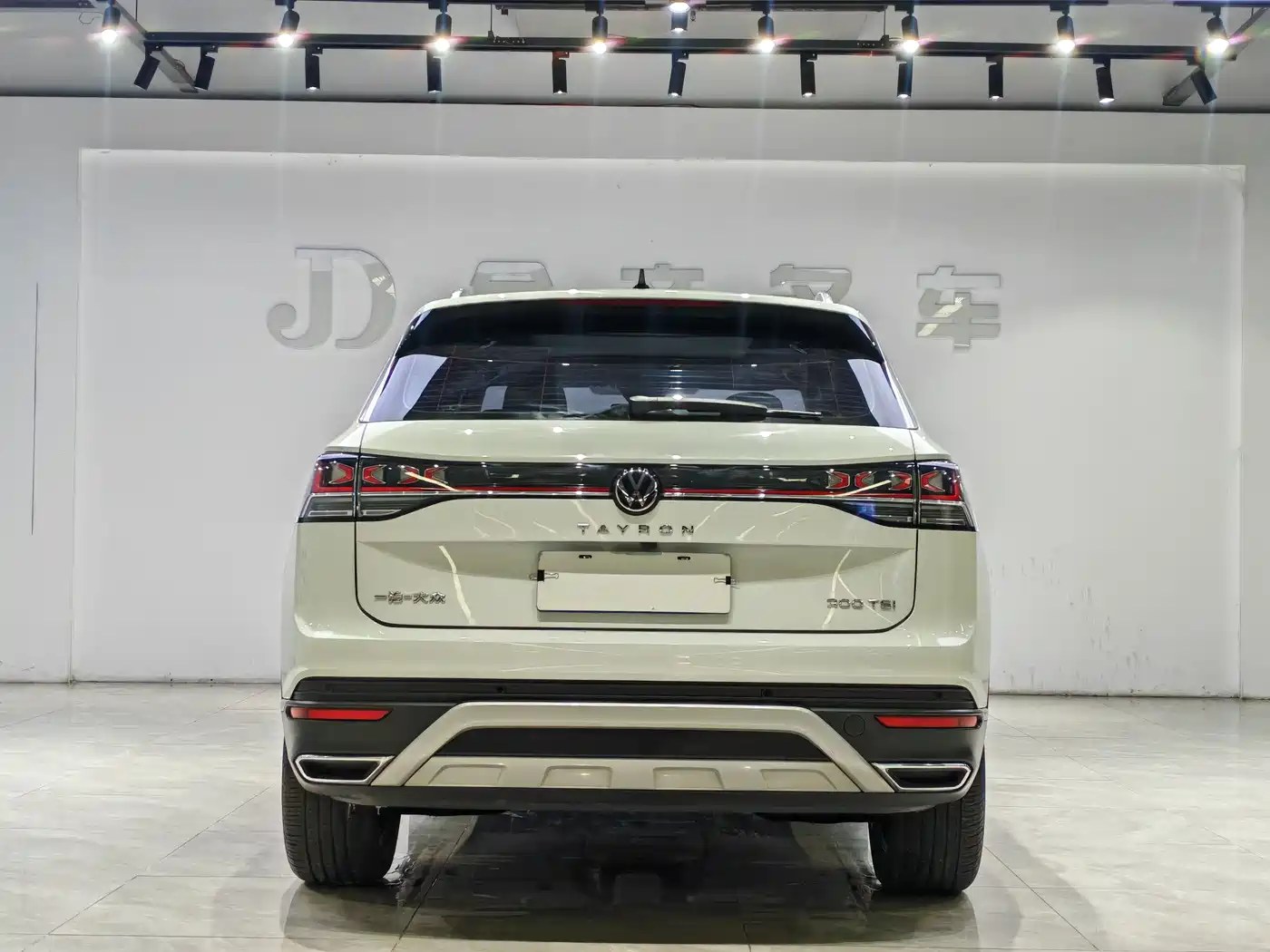 Volkswagen Tayron 2024 300TSI 2WD Luxury Plus Advanced фото 6