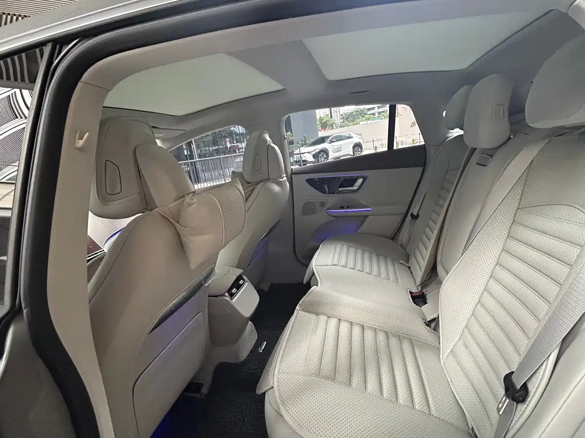 Mercedes-Benz EQE 2022 350 Luxury Edition фото 13