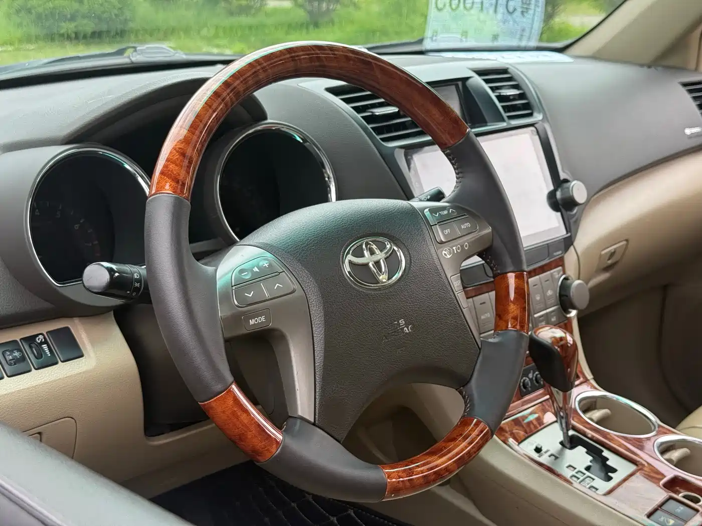 Toyota Highlander 2010 2009 3.5L 4WD 7-seater Luxury Edition