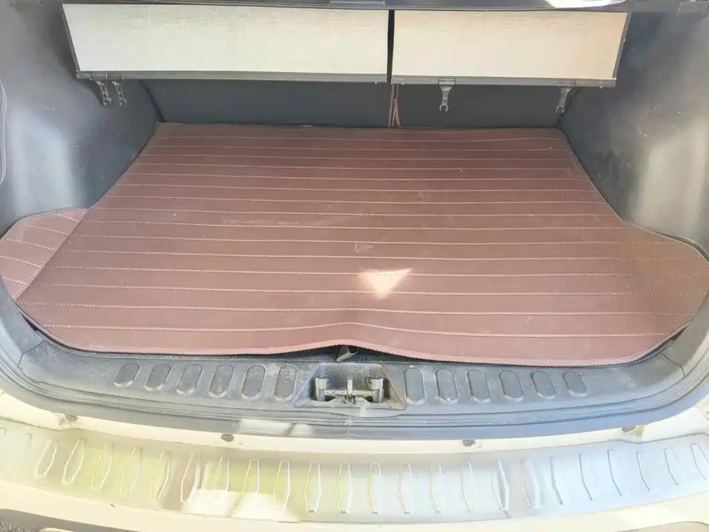 Landwind X5 2016 2016 Plus 1.5T CVT Pioneer Edition