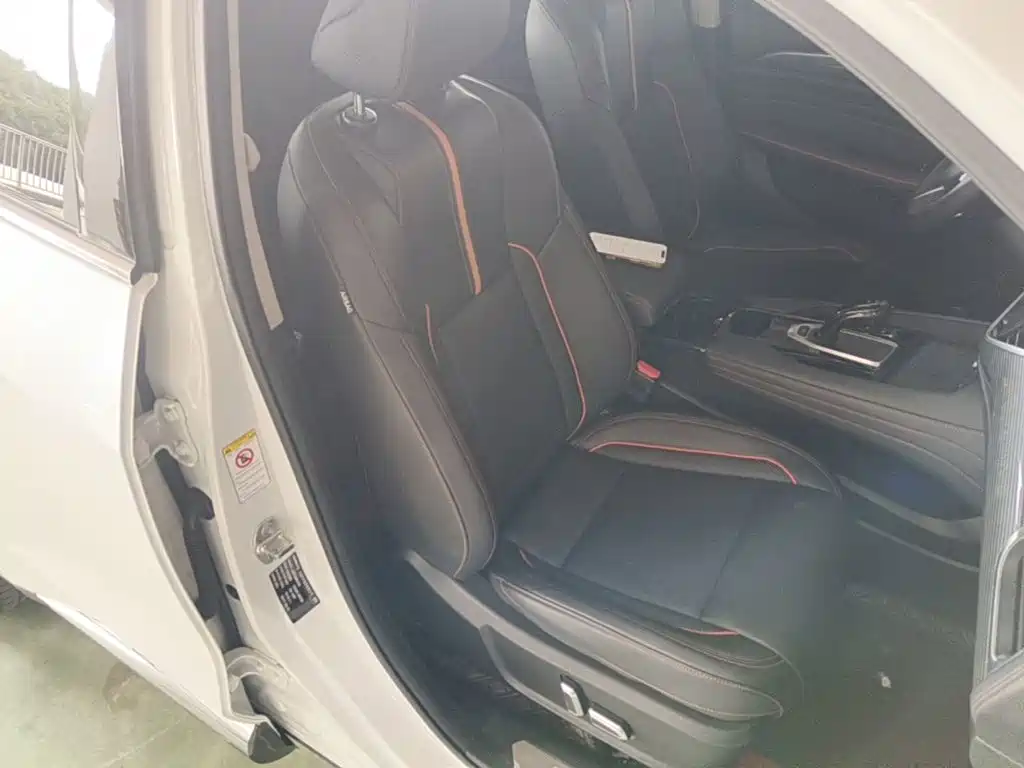 Фото 25 - Haval F7