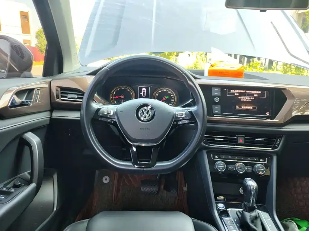 Volkswagen Tharu 2019 2019 330TSI AWD Luxury Edition China VI