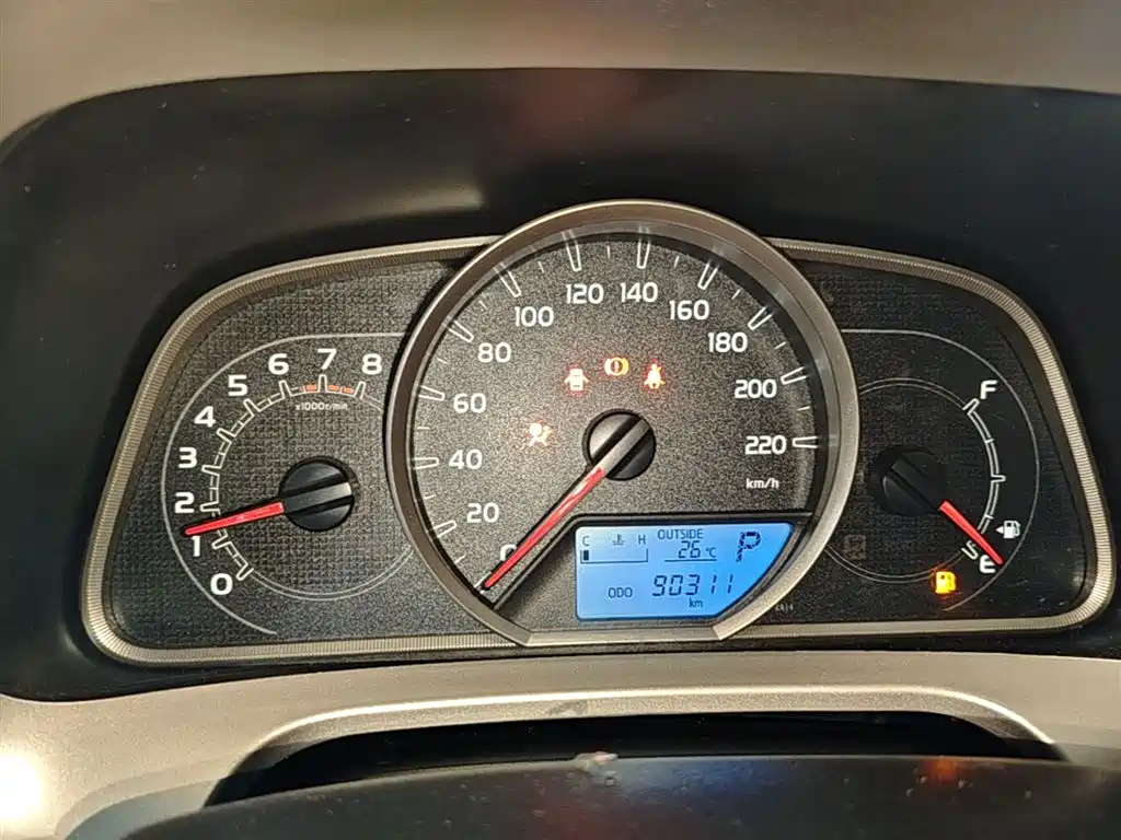 Toyota RAV4 Rongfang 2015 2.0L CVT 2WD Trend Edition фото 12