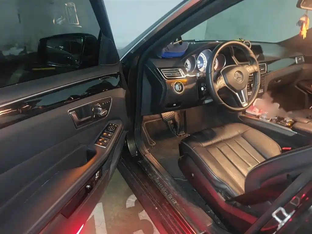 Mercedes-Benz E-Class 2015 E 260 L Sport фото 14
