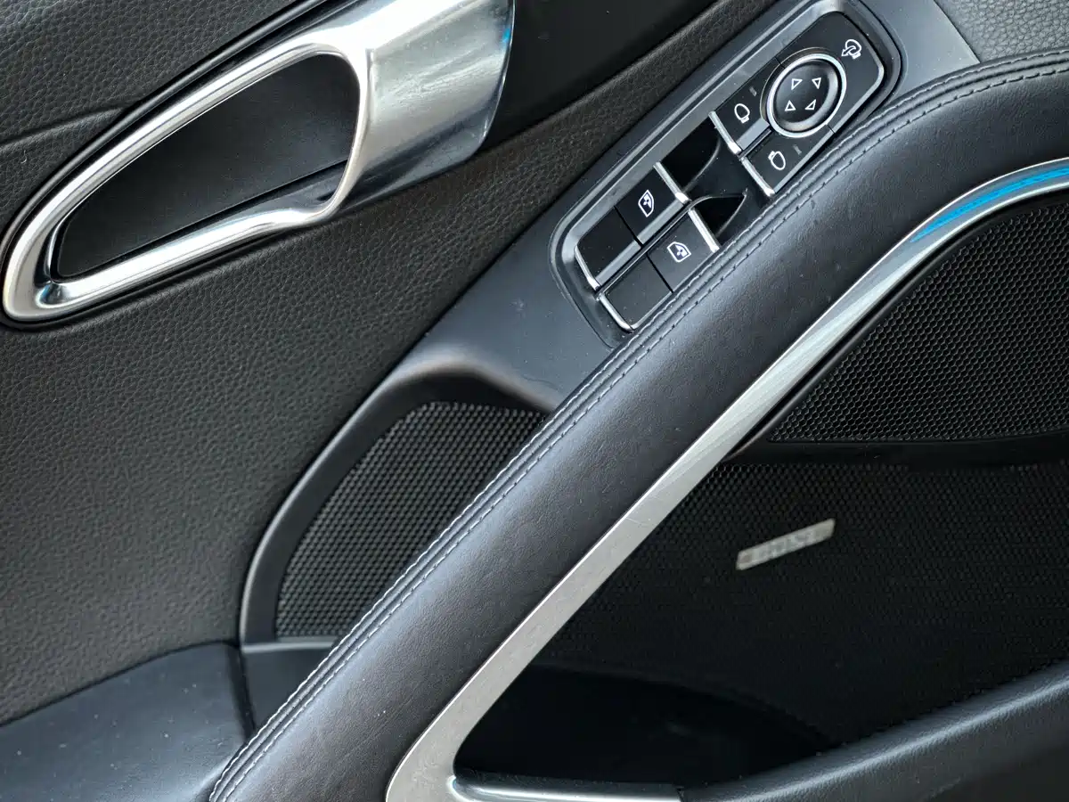 Porsche 911 2015 Carrera 4 3.4L Style Edition фото 5