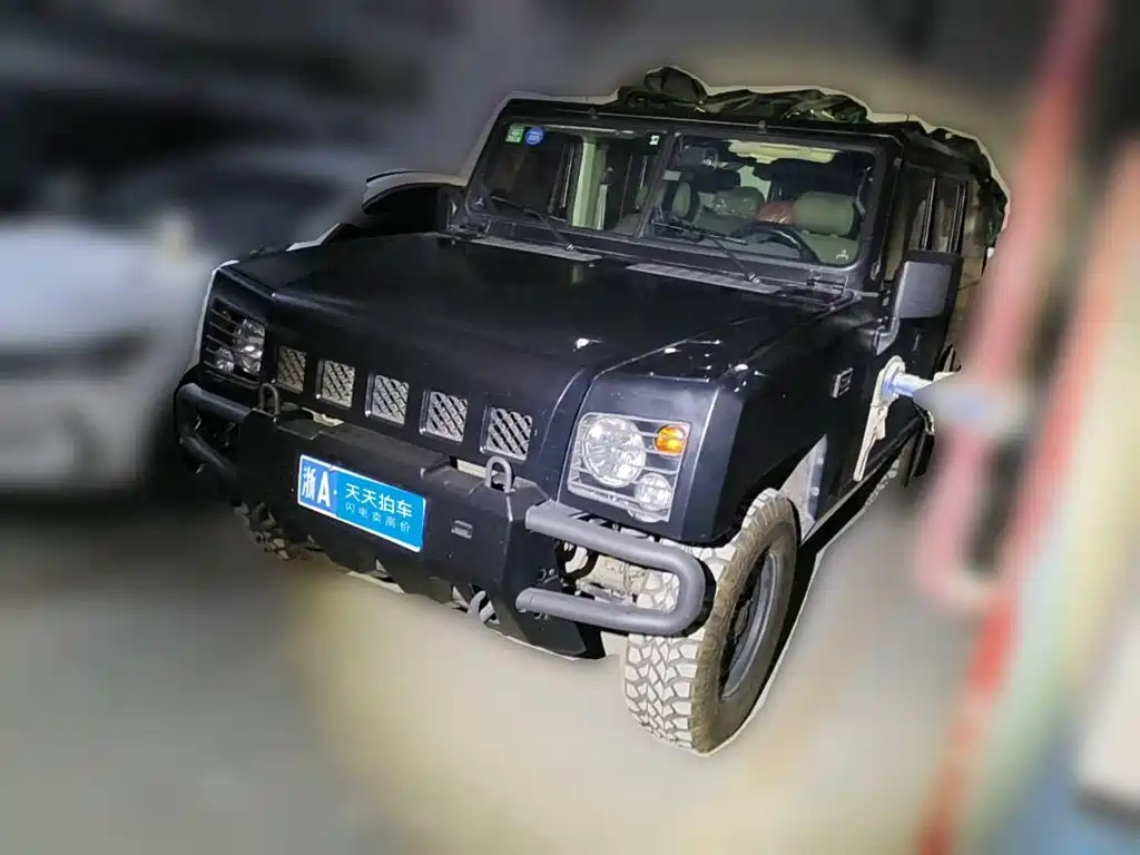 BAW (Beijing Automobile Works) Warrior 2014 2008 2.7L 5-door 4WD Gasoline Version