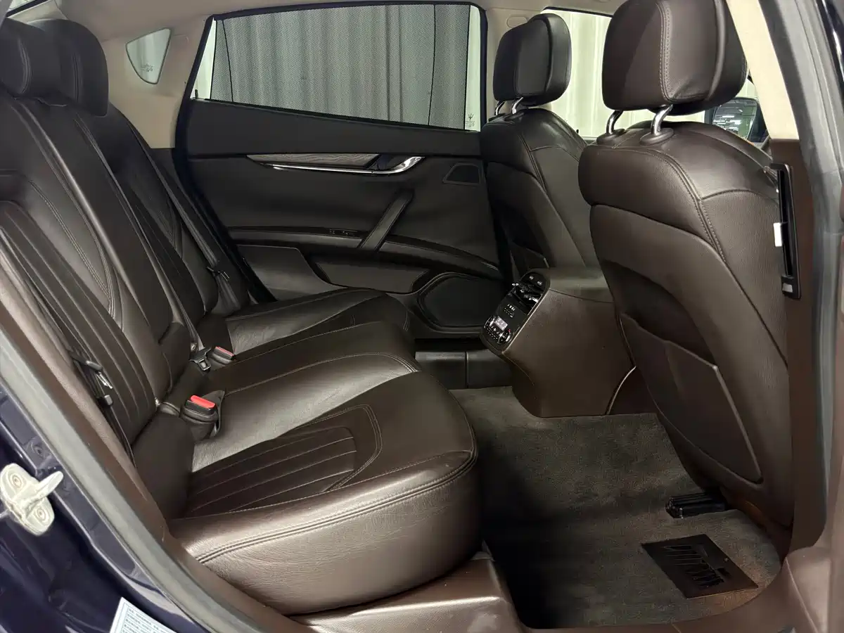 Maserati Quattroporte 2013 2013 3.0T Standard