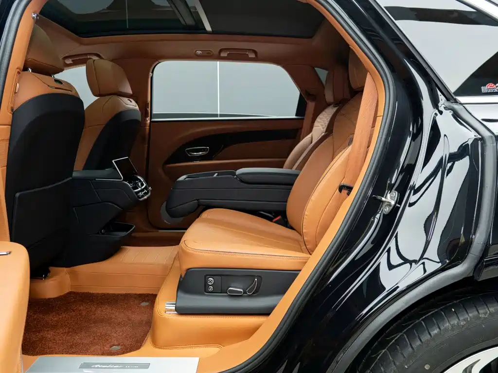 Bentley Bentayga 2026 2025 4.0T V8 Long Wheelbase Art Edition