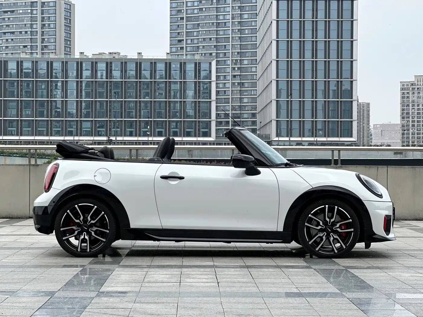 MINI JCW