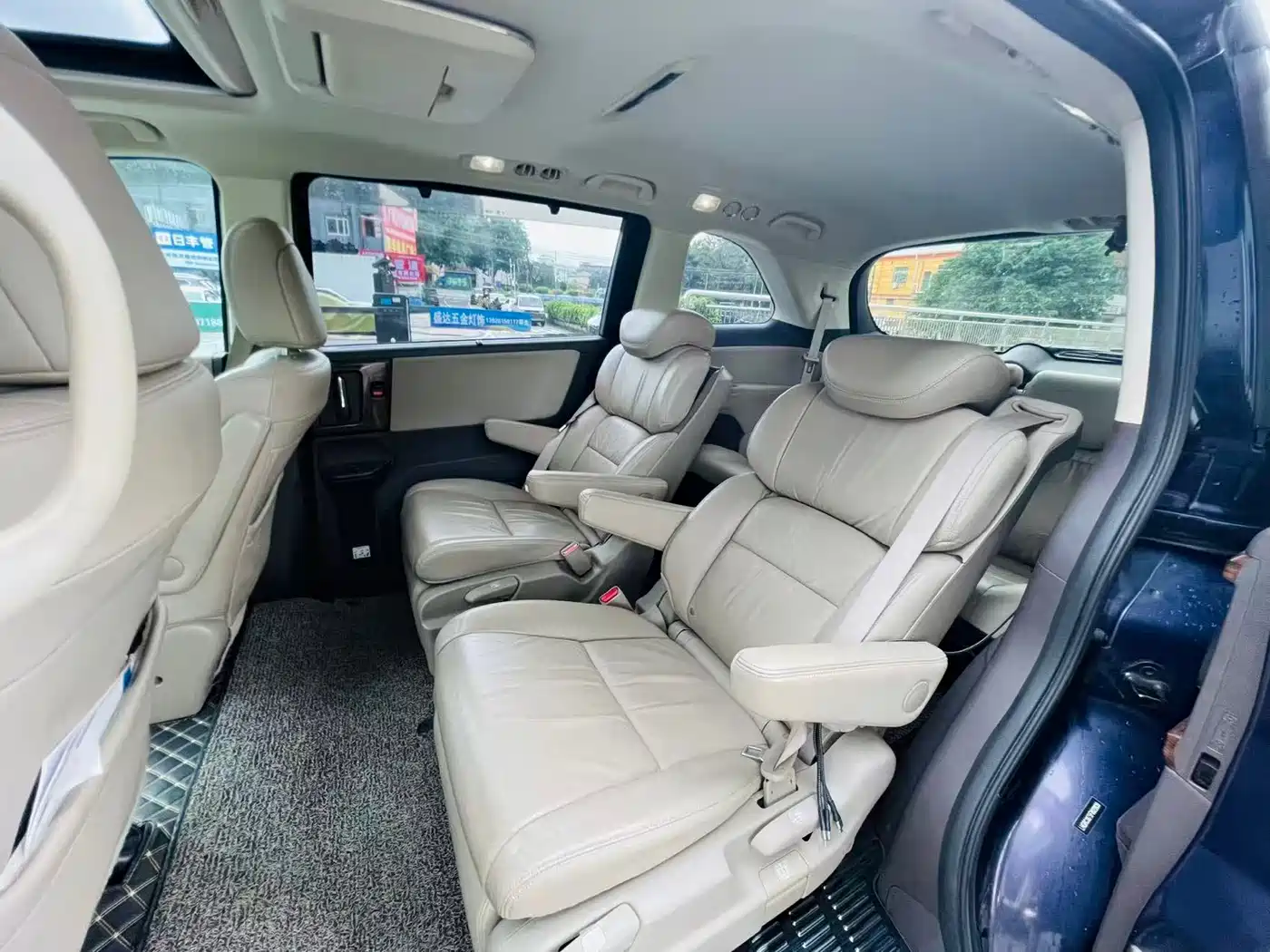 Honda Odyssey 2015 2.4L Supreme Edition фото 8