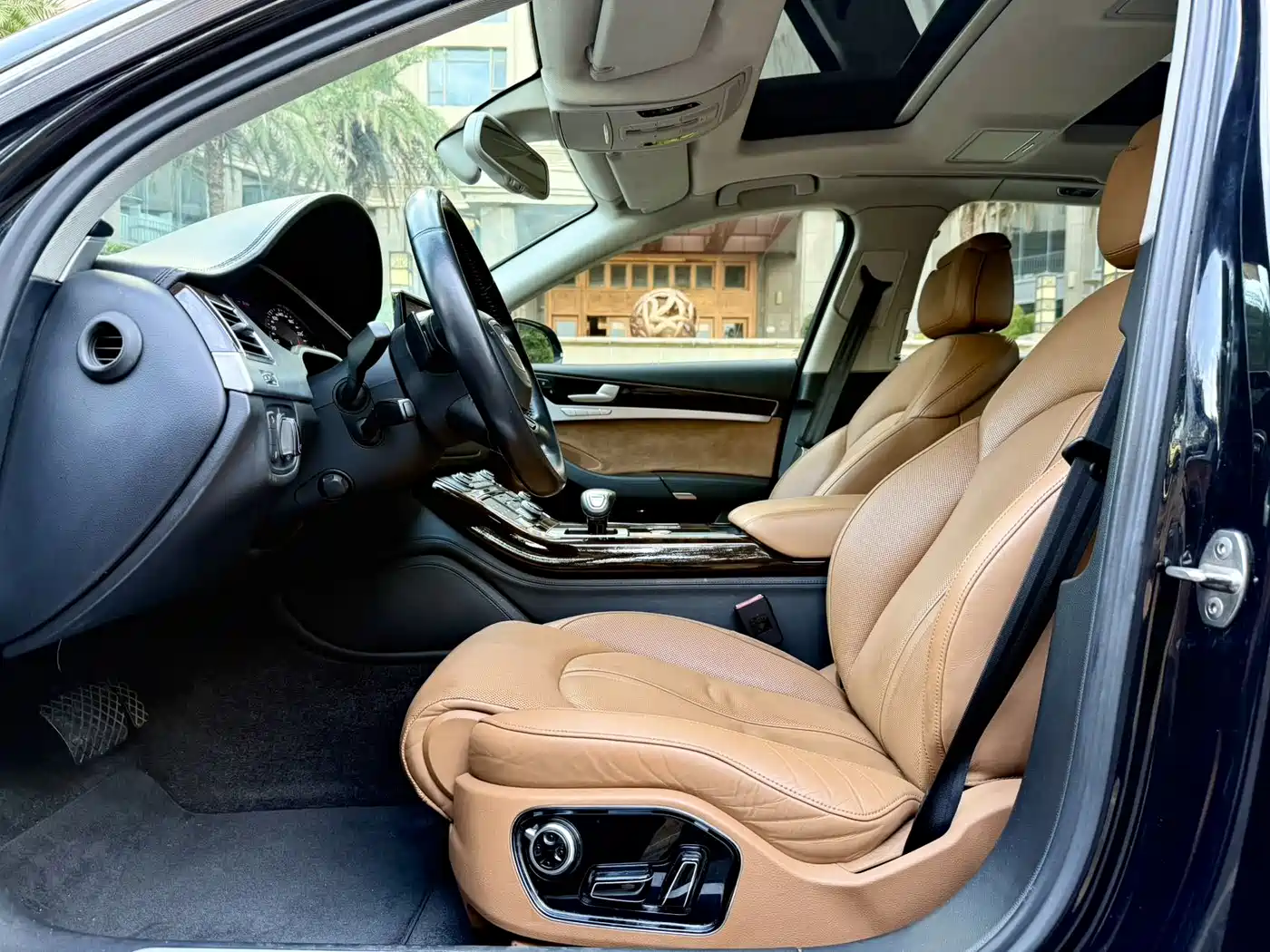Audi A8 2014 A8L 45 TFSI quattro Luxury фото 5