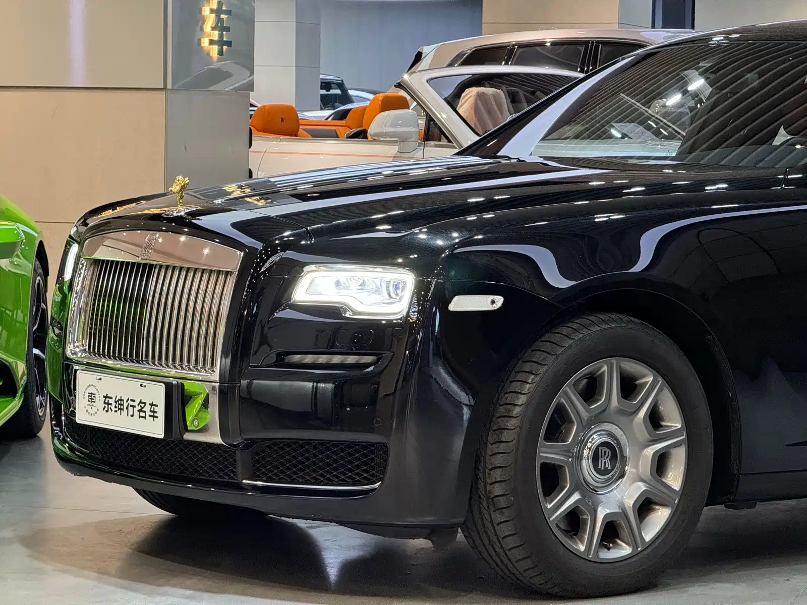 Фото 3 - Rolls-Royce Ghost