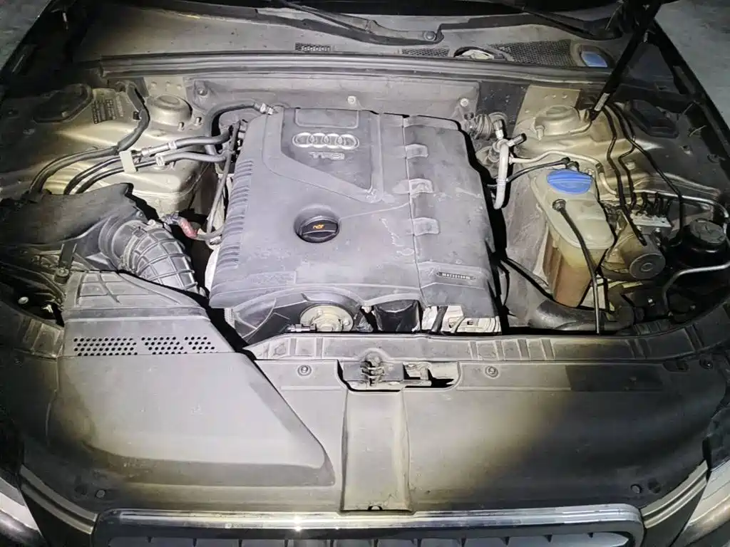 Фото 3 - Audi A4L