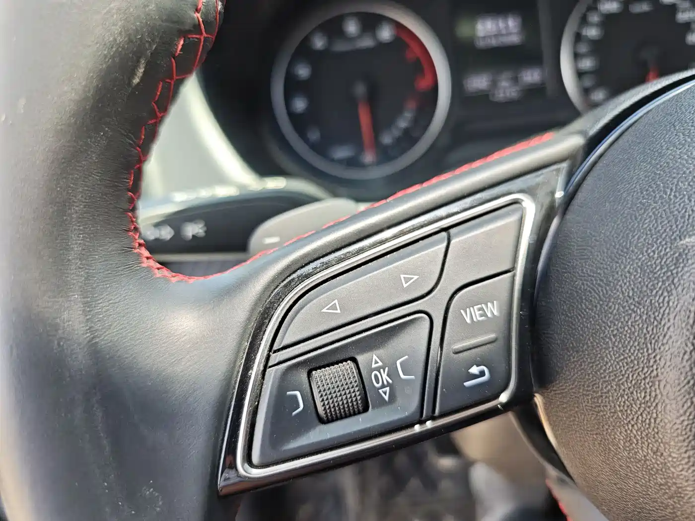 Audi Q2L 2022 35 TFSI Progressive Dynamic фото 13
