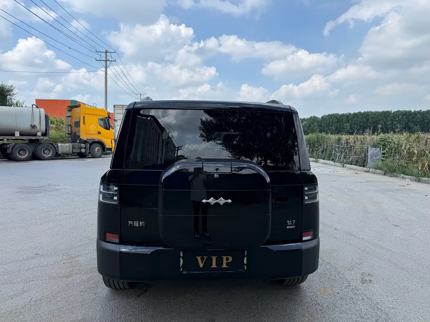 Fang Cheng Bao Titanium 7 2026 2025 AWD Base Model