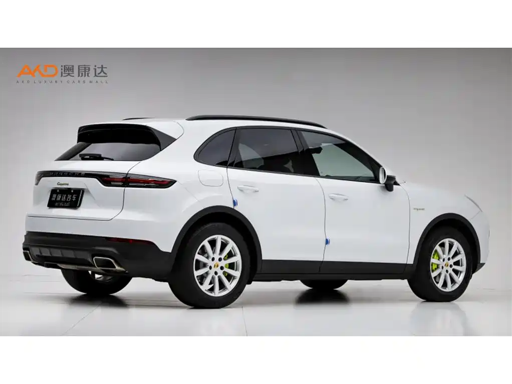 PORSCHE CAYENNE NEW ENERGY