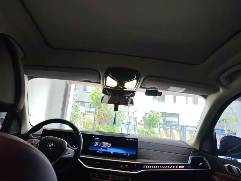 BMW X7 2023 xDrive40i Leading Luxury Package фото 9