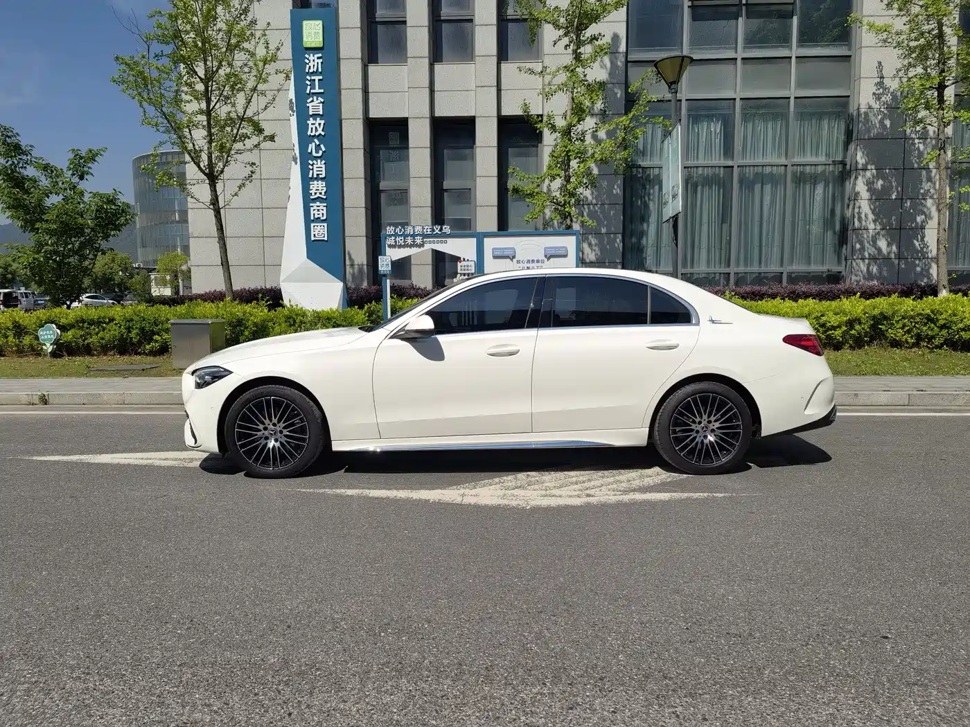 Mercedes-Benz C-Class 2022 C 260 L Sport Edition фото 2