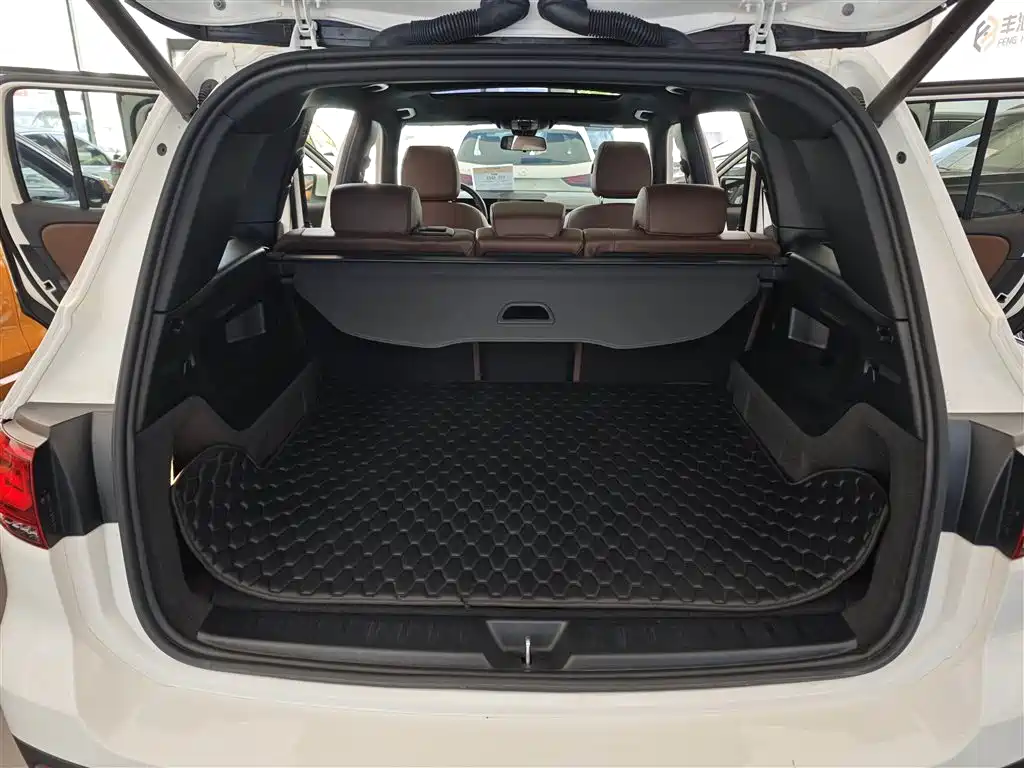 Mercedes-Benz GLB 2023 GLB 220 Dynamic фото 9