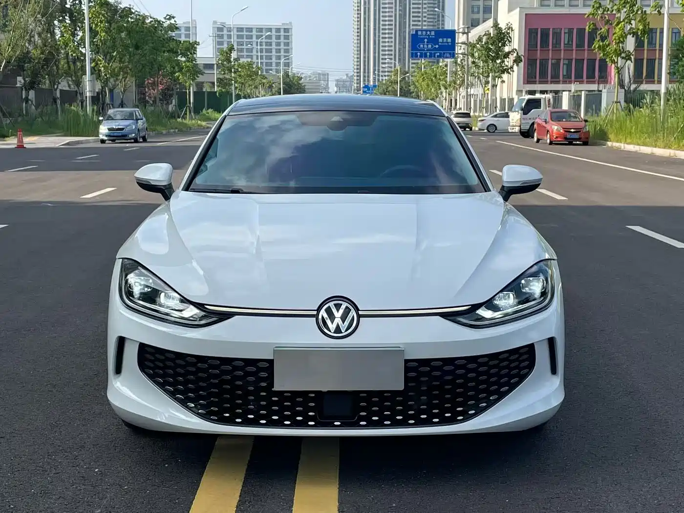 Volkswagen Lamando, миниатюра 2