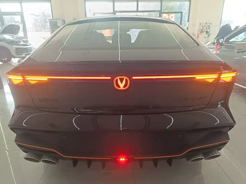 Changan UNI-V 2026 2025 2.0T Sport Version