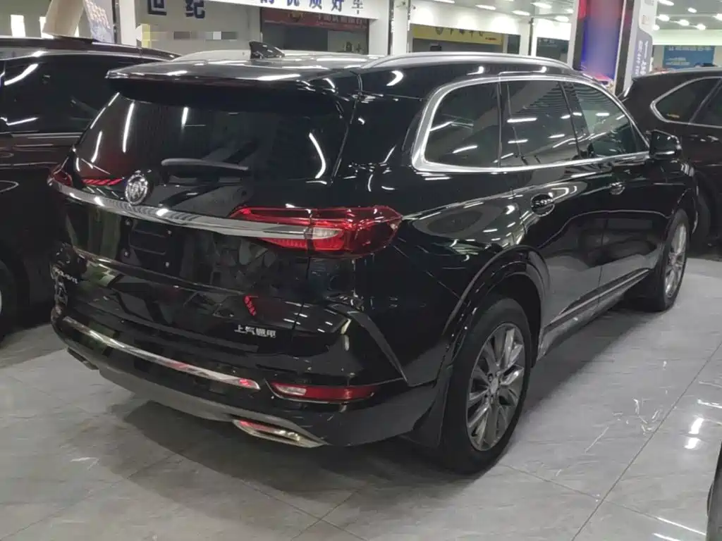 Фото 7 - Buick Enclave